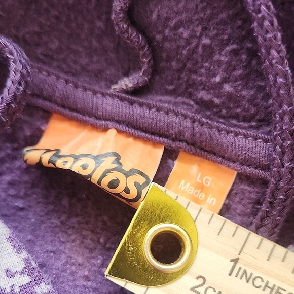 Cheetos Flamin' Hot Graphic Hoodie | “Dangerously Cheesy” Purple Sweatshirt L - Picture 8 of 10